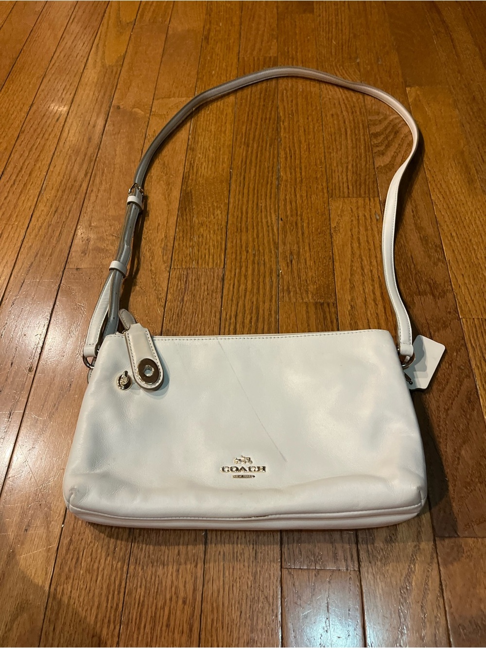 Coach White Leather Shoulder Bag with Gold-Tone Logo